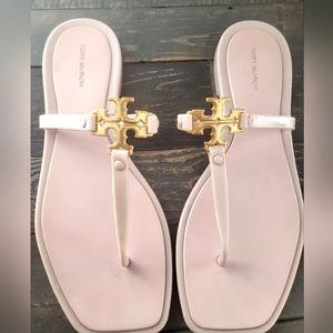 Get Summer ready ! Tory Burch jelly sandals with gold buckle.
